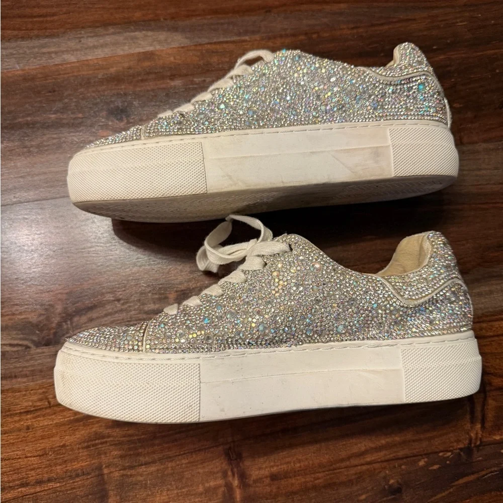 Betsey Johnson put little